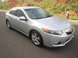 รถยนต์มือสอง ปี 2013 TSX 4 ประตู ซีดาน พร้อมแพ็คเกจเทคโนโลยี เบาะหนัง เกียร์อัตโนมัติ ไฟหน้า LED ซ้าย - Product Image 2