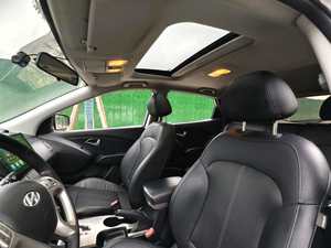 <span class=keywords><strong>Hyundai</strong></span> Ix35 d'<span class=keywords><strong>occasion</strong></span> 2015 2.0L 6AT Essence SUV Conduite à gauche 165 CV Toit ouvrant électrique Rails de toit Caméra de recul Régulateur de vitesse Bien entretenue - Product Image 4