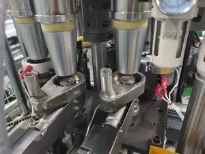 Maschine zur Herstellung von Pappbechern Doppelwandige Pappbecher herstellungs maschine Korea