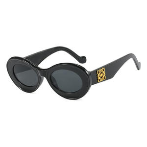 Gafas de Sol Ovaladas Estilo Ojo de Gato a Precio Competitivo, Venta al Por Mayor, Logotipo Personalizado, Protección UV400, Ligeras y de Lujo - Product Image 2