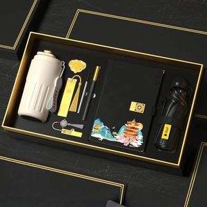 Juego de Regalo Empresarial Personalizado e Integrado: Cafetera Promocional + Sombrilla UPF50+ + Funda para Portátil con Publicidad de Marca - Product Image 3
