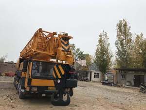 Elevador de pluma montado en camión grúa de 130 toneladas usado con brazo telescópico hidráulico para construcción de edificios - Product Image 2