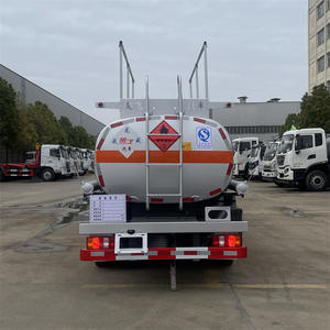 Chasis de Vehículo Especial HOWO 4x2 Usado de 5 Toneladas para Almacenamiento de Aceite |   Transmisión Manual Diésel con Capacidad de Carga de 41-50t |   Preconfigurado - Product Image 3