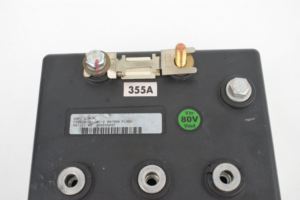 ตัวควบคุม <span class=keywords><strong>AC</strong></span> อินเวอร์เตอร์ <span class=keywords><strong>AC</strong></span>-<span class=keywords><strong>2</strong></span> 80V/500A(AZ8011) การควบคุมพลังงานสูงสำหรับระบบอุตสาหกรรม - Product Image 5