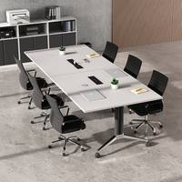 Tables de conférence pliantes et mobiles modernes pour l'école et le bureau, construction en bois durable avec pieds en aluminium