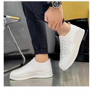 Scarpe da Uomo Autunno Novità Traspiranti di Tendenza per Studenti Versatili con Suola Spessa Piccole Bianche da Ginnastica Sportive alla Moda Novità Primavera - Product Image 6