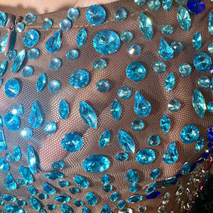 Zd रंगीन गैंडा स्टडेड कट आउट ड्रेस एक-कंधे की सेक्सी शैली नाइट क्लब और कॉकटेल पार्टियों के लिए एकदम सही - Product Image 4