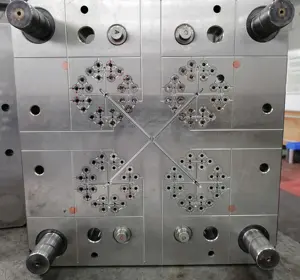 Moldes de precisión de fabricación profesional, molde de bomba de pulverización de válvula de aerosol e moldes de inserción