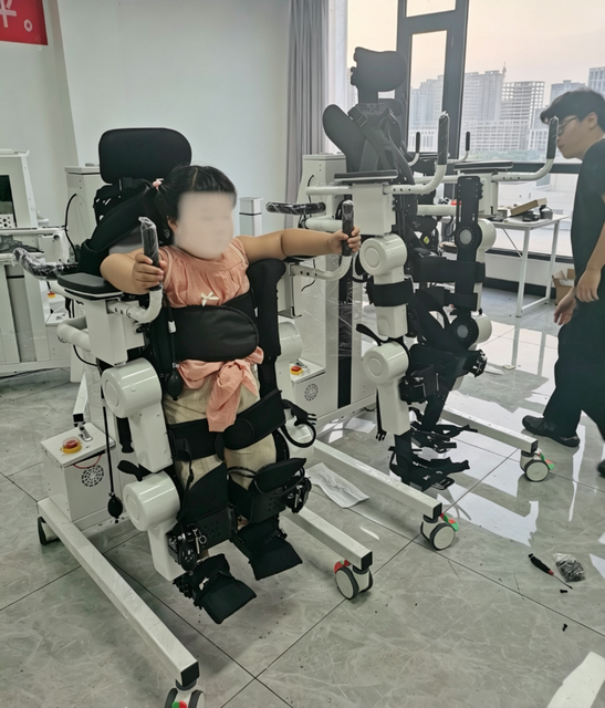 Medical / Home Exoskeleton Robot Manufacturer - Gait Rehabilitation Walking Assistance Equipment for Paraplegic  Stroke Patients