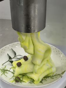 Refrigeration Equipment Food Processor Soft <strong>Spaghetti</strong> <strong>Ice</strong> <strong>Cream</strong> Noodles Press 80w 420ml - Product Image 6