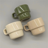Vente en gros de tasse à thé au lait de bureau en porcelaine de style Ins coréen de 9oz tasse à café en céramique empilable imprimée de logo personnalisé pour cadeau