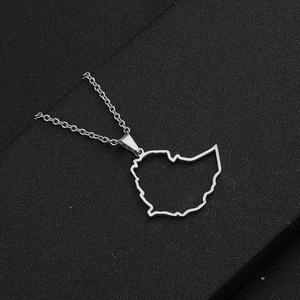 สร้อยคอแผนที่ประเทศโครเอเชีย ผลิตจากสแตนเลสสตีลชุบทอง 18K พร้อมจี้รูปธงชาติโครเอเชีย - Product Image 6