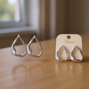 Pendientes colgantes de aleación chapados en plata de Linda Fashion, pendientes triangulares con piedras para mujer, 120 - Product Image 2