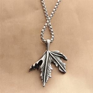 Collar con Colgante de Hoja de Acero Inoxidable para Hombre, Estilo Punk Retro, Diseño Geométrico de Planta 280576 - Product Image 2