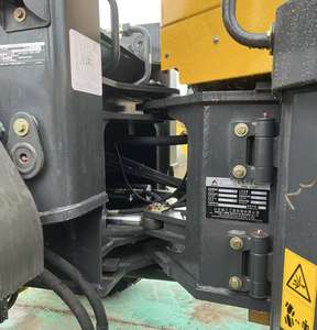 Bulldozer Usado Caterpillar Modelo SDLG LG958 2024 con Motor Volvo y Bomba en Buen Estado a Precio Económico - Product Image 3