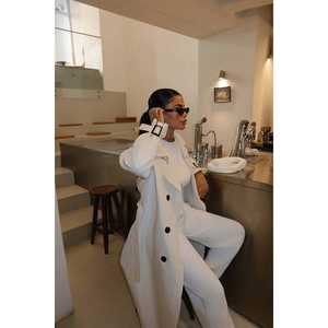 Gabardina Osanna Off-White con Cierre Cruzado, Forro de Lino Informal, Estampado de Piel de Zorro, Tejido de Punto de Cuero, Longitud Personalizada - Product Image 5