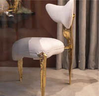 Chaise de salle à manger moderne empilable en métal de style italien, avec dossier artistique, pour la maison ou les banquets