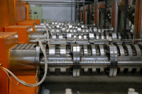 Presse à vis pour l'extraction d'huile, extracteur d'huile pour huile brute pressée, équipement de purification d'huile pour éliminer les impuretés et les boues