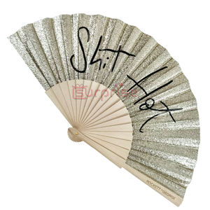 Abanico <span class=keywords><strong>de</strong></span> <span class=keywords><strong>mano</strong></span> <span class=keywords><strong>de</strong></span> tela <span class=keywords><strong>de</strong></span> madera plegable español impreso personalizado plegable y pintado para recuerdos <span class=keywords><strong>de</strong></span> boda al por mayor - Product Image 3