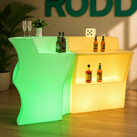 Comptoir de bar LED 110 cm, mobilier de bar LED à changement de couleur, 4000 mAh, pour lieux, arènes, marinas, comptoir de bar portable