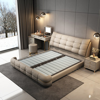 Meubles de chambre à coucher en cuir de luxe italien moderne, cadre de lit double king size capitonné et rembourré, rangement, adapté aux appartements