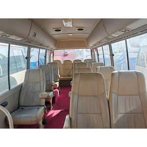 Autobús Toyota Coaster Listo para Enviar, con Volante a la Izquierda, Gasolina, Ideal para Transporte de Huéspedes de Hotel - Product Image 3