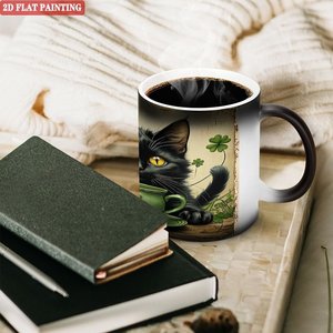 Taza Mágica de Cerámica Negra Esmerilada de 11 oz, Sensible al Calor, con Diseño de Gato y Trébol, Pintura Plana 2D - Product Image 3