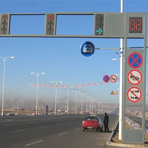 Trafik sinyal ışığı taşınabilir çapraz yol geçici akıllı trafik ışığı direği trafik direği