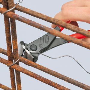 Alicates mecánicos Knipex, ancho de mandíbula de 1/4 pulgadas, longitud de mandíbula de 3 pulgadas, acero al cromo vanadio de grado industrial, borde de corte. - Product Image 1