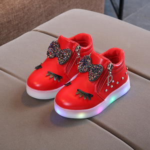 Zapatos con Luces LED para Niños, Zapatos Brillantes y Intermitentes con Purpurina para Niñas, Zapatillas Deportivas con Carga USB, Luces de Zapato - Product Image 1