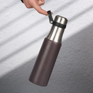 2025 mới tùy chỉnh 500ml thép không gỉ chân không <span class=keywords><strong>Flask</strong></span> xách tay thể thao ngoài trời drinkware cho đi bộ đường dài kỳ nghỉ - Product Image 1