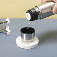 Thermos Fiole À Vide Bouteilles D'eau Isolées Sous Vide Double Paroi En Acier Inoxydable Écologique Haute Qualité En Plein Air 500ml Camping