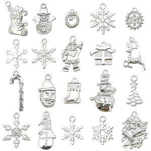 Pendentifs de Noël en alliage de zinc argenté pour la fabrication de bracelets, accessoires de bijoux DIY, formes variées : flocon de neige, Père Noël, clochettes - Product Image 3
