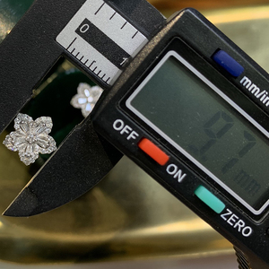 Aazuo Pendientes de oro blanco macizo de 18 quilates con diamantes naturales reales de 0,40 quilates, pendientes con forma de flor de hadas, regalo de compromiso para mujer, regalo de amor verdadero Au750 - Product Image 5