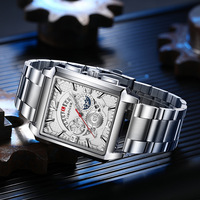 Montre à quartz pour homme avec boîtier rectangulaire et options de bracelet en métal ou en acier