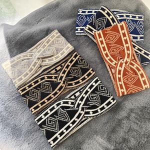 Fascia Vintage con coulisse in lana rossa con motivo a quadri in maglia a quadri <span class=keywords><strong>copricapo</strong></span> incrociato con Design a righe luna sciarpa da donna - Product Image 2