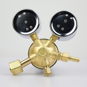 Régulateur de pression d'azote YQD-1 0,6*25MPa en laiton, stabilisateur de pression à une seule étape avec manomètre - Product Image 1