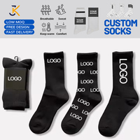 Vente en gros de chaussettes en coton de couleur unie noir, blanc, gris, avec logo personnalisé, impression de logo personnalisée, chaussettes à porter au quotidien