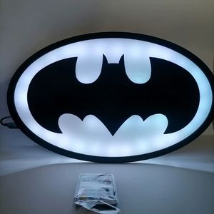 Lámpara Nocturna LED de Pared de 40CM con Diseño de <span class=keywords><strong>Batman</strong></span> de la Liga de la Justicia en 3D, Colorida, con Control Remoto - Product Image 6