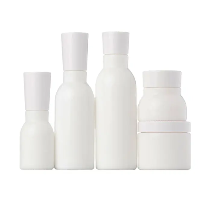 Set di barattoli di vetro per bottiglia di vetro in porcellana di ceramica opale bianco di vendita calda con tappo contagocce spray per pompa