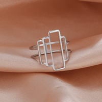Geometrischer Rechteckiger Edelstahl Goldring Minimalistischer Paarschmuck für Männer Frauen 18K Vergoldet Neujahrsparty Geschenk