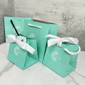 Embalaje de regalo de joyería, bolsa de papel <span class=keywords><strong>verde</strong></span>, logotipo dorado personalizado, artesanía Kraft, bolsa de papel de compras reutilizable negra con asas de cinta - Product Image 6