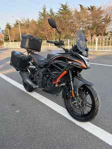 Motocicleta de Turismo Usada <span class=keywords><strong>300DS</strong></span>: 300cc EFI Refrigerada por Agua, Calidad Confiable, Cómoda y Deportiva - Product Image 1