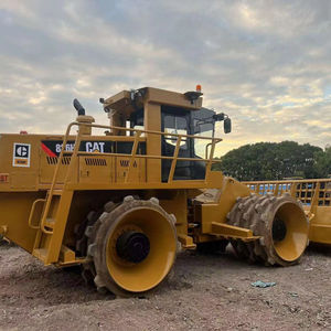 รถบดอัดดินมือสอง CAT 826H เครื่องจักรสำหรับงานฝังกลบดินแท้ รถบดอัดดิน CAT 826H มือสอง แข็งแรง ทนทาน รถบดอัดดิน Caterpillar 826H - Product Image 1