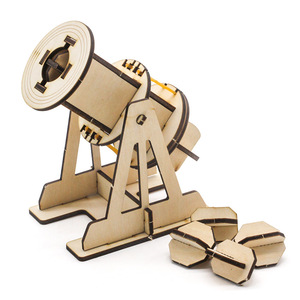Wooden Catapult <b>Model</b> <b>Kit</b> 14cm Manual Assembly Science Toy For Kids Age 7-9 Years Educational STEM Building Set - Product Image 1