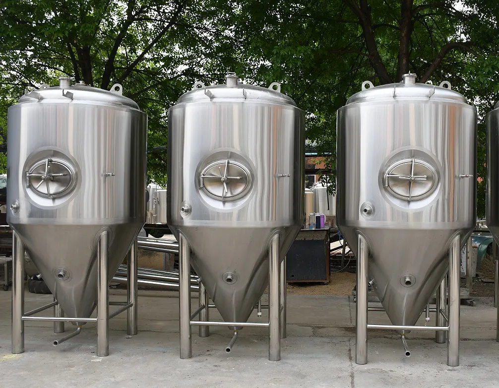 CE Certificated 1000L Beer Brewing Equipment For Complete Beer Factory