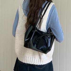 Bolso coreano tipo dumpling con lazo, azul, con cordón, para mujer, uso diario, primavera 2024 - Product Image 4