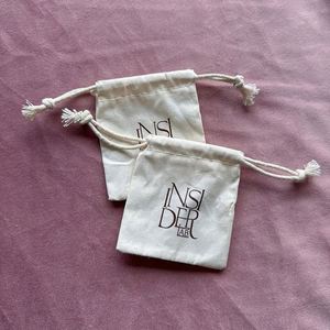 Sac à cordon en toile de coton petit format, prix usine abordable, pochette anti-poussière écologique pour emballage de cadeaux et bijoux - Product Image 5