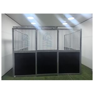 カスタマイズされた12ftクラシックハイエンド馬安定装置亜鉛メッキ鋼構造馬安定箱干し草ドア付き - Product Image 5