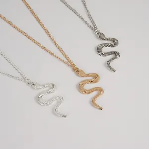 New Animal Snake Shape Necklace Minimalist Style Snake Dangle Pendant Necklace For Women Trendy Christmas Jewelry Gifts
